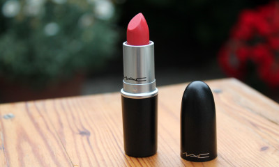 Free MAC Lipstick